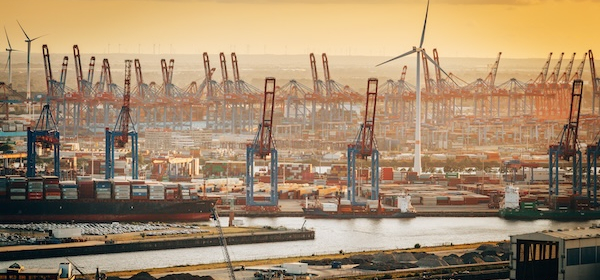 Tariff truce tied to Greenland deal leaves U.S.–EU trade framework on shaky ground
