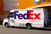 FedEx study shows than only 18% of staffers within organizations can intervene in shipment delays
